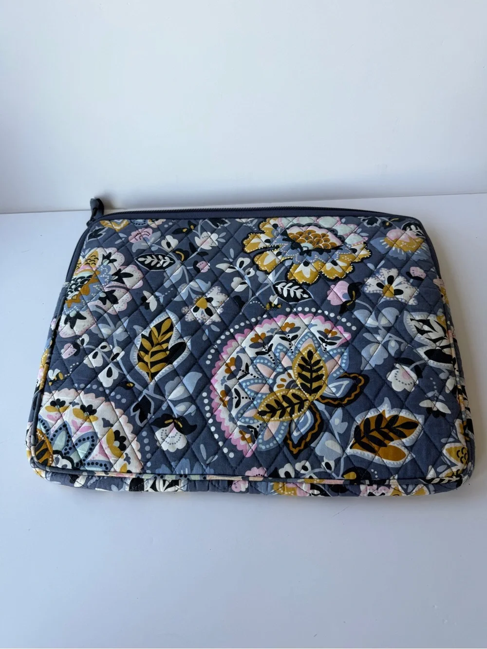 Vera Bradley Charmont Meadow Laptop Tablet Quilted Zip Case Retired Print 14x11